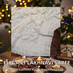 ชุดส่าหรีสีขาวลายชินการีของดีไซเนอร์ชาวอินเดีย ลาคานาวี พร้อมเสื้อคลุมสวยหรูทันสมัย เหมาะสำหรับงานดีวาลี งานแต่งงาน และงานพิธีแบบดั้งเดิม - Product Image 2