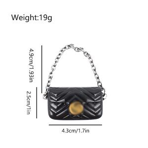 シミュレーションミニハンドバッグ、クリエイティブなケーキデコレーション用、新着、漫画風ラバーカラビナキーホルダー（バッグ用） - Product Image 4