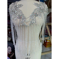 Pièces de col brodées avec effet 3D, revente par les créateurs de vêtements, perles de verre, paillettes, strass pour robes