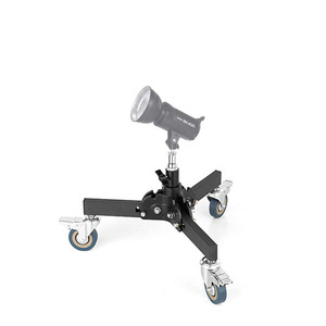 Soporte de Luz Profesional de Metal Desmontable de 25cm/80cm con Ruedas Plegables Resistentes para Iluminación LED de Estudio - Product Image 4