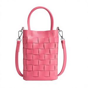 Bolsos de Teléfono Móvil de Piel Sintética Tejida para Mujer, Diseño Nuevo de Verano, Bolsos de Mano de PU para Dama, Compra en Línea Directa de Fábrica - Product Image 1