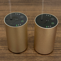 Personnaliser la marque Smart Tuya Contrôle Wifi Mini parfum Air Machine alimenté par batterie Parfum de voiture Diffuseur d'huiles essentielles sans eau
