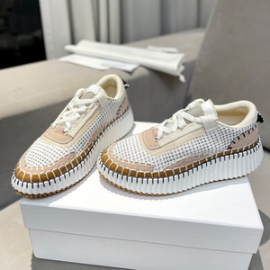 รองเท้ากีฬาลำลองกลางแจ้งสไตล์ดีไซเนอร์สุดหรู รองเท้าเดินที่ออกแบบตามความต้องการของคุณ ทันสมัยและมีคุณภาพสูง - Product Image 1