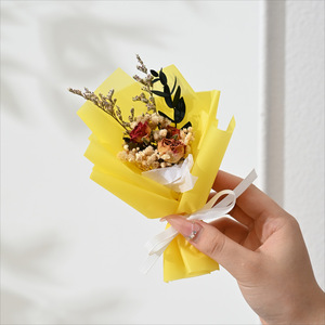 Bouquet Artigianale di <span class=keywords><strong>Rose</strong></span> Vere Conservate Mini Bouquet di Fiori Secchi <span class=keywords><strong>Rose</strong></span> Eterne Gypsophila Regalo per <span class=keywords><strong>la</strong></span> Festa del Papà - Product Image 4