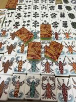 Jeu de tuiles de mahjong américain en acrylique sur le thème de la plage, 60 pièces avec tapis et sac, coffret cadeau de luxe prêt à l'emploi, vente en gros