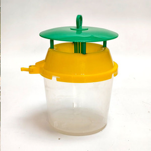 Piège à mouches du riz réutilisable en plastique pour le contrôle des insectes en extérieur – Piège à coléoptères en forme de baril - Product Image 1