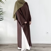 R-442 2025 Nouveaux modèles d'abayas décontractées et modestes, robe islamique traditionnelle pas chère, ensemble 2 pièces inspiré de Dubaï