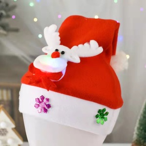 Nuevos Gorros de Santa Claus con Luces LED para Decoración Navideña, Gorros de Santa Claus de Dibujos Animados con Diseño de Muñeco de Nieve y Alce para Adultos y Niños - Product Image 4