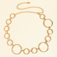 Ceintures à chaîne, ceinture de taille à chaîne, chaîne de taille tendance, chaîne de taille asymétrique à maillons circulaires dorés, accessoire de mode élégant