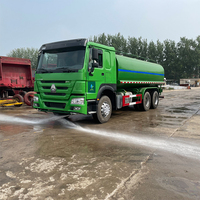 Camion-citerne d'arrosage Howo neuf et d'occasion à prix compétitif en Chine, capacité 20000-30000 litres, 6x4 8x4, à vendre