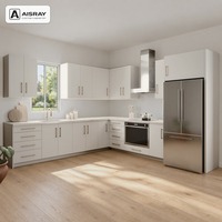 Meuble de cuisine de luxe avec portes en thermofoil PVC, aménagement moderne en L, boîtes en panneaux mélaminés et tiroirs à fermeture amortie