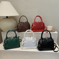 Nouveautés : Sac à main tendance et élégant en cuir PU pour filles, sac à bandoulière de créateur pour femmes