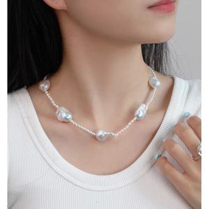 Collier rétro naturel en forme de ballon extraterrestre, ciel étoilé, lumière intense, perle violette colorée - Product Image 2