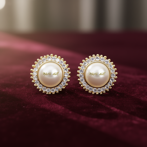 Pendientes de tuerca chapados en oro Maria Hill con perla cultivada y engaste de cristal para mujer, uso diario clásico - Product Image 2