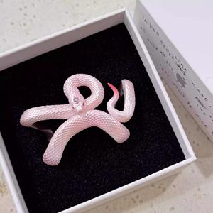 Funda protectora a prueba de golpes con revestimiento de serpiente hueca única 3D para Airpods y <span class=keywords><strong>Airpords</strong></span> Pro 1/2/3/4 generación - Product Image 5