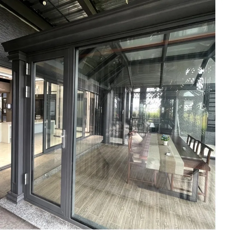 Customized Modern Design Glass Aluminum Sunrooms with Slant Roof Molding for Villa House Pergola for Living Room