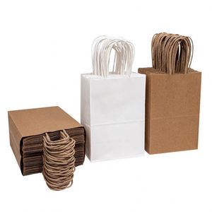 Bolsa de Regalo Navideña de Papel Kraft Reciclado de Alta Calidad con Diseño Nuevo para Compras con su Propio Logotipo - Product Image 2