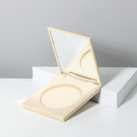 Boîte à cosmétiques en plastique vide personnalisée Palettes de fard à paupières carrées 1 couleur Conteneur de fard à joues en poudre pour emballage de maquillage avec miroir