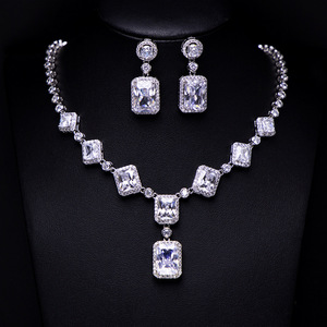 C & J Braut Pullover Kette Frau Herbst und Winter Rechteckige Zirkon Halskette Ohrring Ringe Hochzeits schmuck Sets für Frauen - Product Image 2