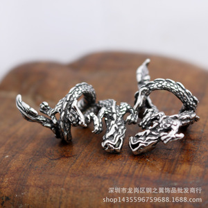 Pendientes yunnique con forma de dragón, estilo punk rock, de plata tibetana, para hombres y mujeres - Product Image 4