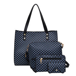 Vente en gros de sac en cuir pour femme Ensemble de quatre pièces tendance Sac à bandoulière imprimé Sac à main de grande capacité Sac de loisirs simple de luxe pour femmes - Product Image 2