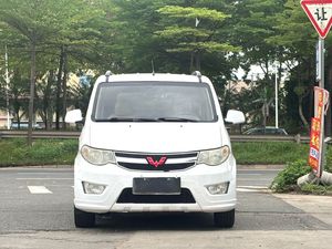 Furgone Usato Cinese 2018 Wuling Hongguang S 1.5L Manuale LHD 7 Posti con Ampio Spazio di Carico a Basso Prezzo per Trasporto Merci e Passeggeri - Product Image 2