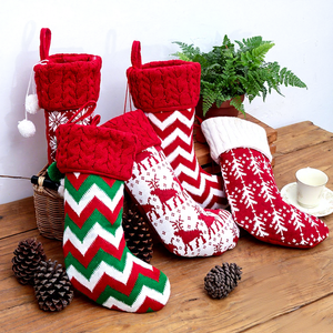 <span class=keywords><strong>Chaussettes</strong></span> suspendues d'arbre <span class=keywords><strong>de</strong></span> <span class=keywords><strong>Noël</strong></span> Paquet cadeau <span class=keywords><strong>Chaussettes</strong></span> décoratives <span class=keywords><strong>de</strong></span> <span class=keywords><strong>Noël</strong></span> <span class=keywords><strong>de</strong></span> grande taille <span class=keywords><strong>Chaussettes</strong></span> <span class=keywords><strong>de</strong></span> bas <span class=keywords><strong>de</strong></span> <span class=keywords><strong>Noël</strong></span> tricotées <span class=keywords><strong>de</strong></span> haute qualité - Product Image 4