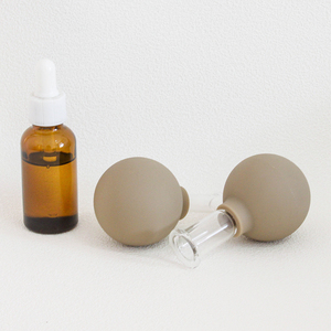 Ensemble de ventouses faciales kaki pour le visage – Ventouses de massage facial en <span class=keywords><strong>verre</strong></span> beige à aspiration sous vide pour sculpter et tonifier – Réduit les gonflements - Product Image 3
