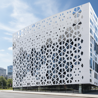 Panneau de revêtement de façade en aluminium découpé au laser sur mesure, panneau mural décoratif en métal perforé pour l'extérieur des bâtiments