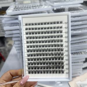 رموش عنقودية يدوية الصنع بشعار مخصص منفوش C حليقة صينية عنقودية رموش طويلة-للبيع بالجملة - Product Image 1