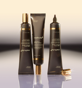 Suero facial coreano antienvejecimiento con retinol Medicube Deep Vita A, reduce las líneas finas y las arrugas, mejora la textura de la piel, potencia la luminosidad. - Product Image 3