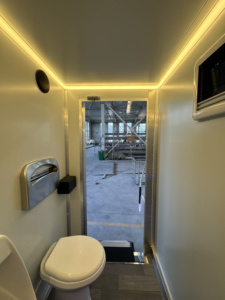 <span class=keywords><strong>Baño</strong></span> Portátil de Diseño Chino Moderno, Ecológico, Duradero, con Panel Sándwich, Remolque Multifuncional <span class=keywords><strong>para</strong></span> Baños, Escuelas y Oficinas - Product Image 5