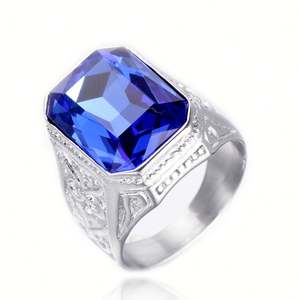 Anillo de Plata Estilo Sello Clásico con Opciones de Rubí y Zafiro, Diseño Audaz con Piedra de Corte Esmeralda para Hombre - Product Image 2