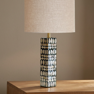 Lampe de table artisanale électrique en nacre avec incrustation de coquillages faite à la main, lumière LED blanc chaud à intensité variable pour une utilisation domestique de luxe - Product Image 3
