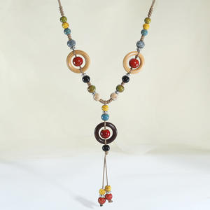 Handmade Bohemia Long Beads Cerâmica Colar Ajustável Redonda De Madeira Charme Borboleta Charme Colar Borla para As Mulheres - Product Image 4