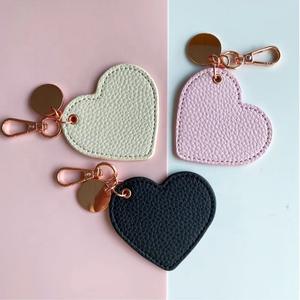 Cuero corazón amor llavero Metal llaveros llaves buscador llaveros mujer bolso encantos colgante bolso encanto bolsa Accesorios - Product Image 1