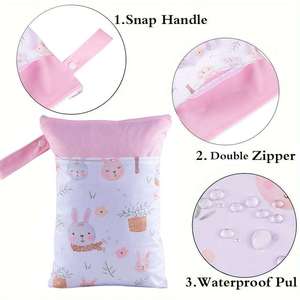 Bolsa de Pañales Reutilizable Impermeable con Estampado de Animales de 25*35 cm, Mini Bolsa de Playa Impermeable de 18*25 cm y Bolsa de Almacenamiento para Viajes - Product Image 3