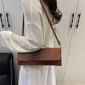 Nouvel Arrivage Sac à Main Femme en Cuir PU Motif Alligator, Sac Bandoulière Carré Tendance pour Femme avec Rabat et Fermeture à Rabat - Product Image 2