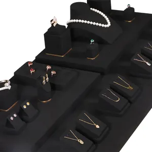 Jinsky, accesorios de exhibición de joyería de microfibra negra de lujo, venta al por mayor, collar, pulsera, ventana de jade, conjunto de exhibición de joyería