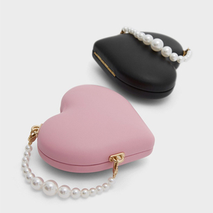 Qualité <span class=keywords><strong>perle</strong></span> sac coque <span class=keywords><strong>de</strong></span> <span class=keywords><strong>téléphone</strong></span> chaîne accessoires sac à main sangle courte longue <span class=keywords><strong>perle</strong></span> <span class=keywords><strong>téléphone</strong></span> portable chaîne bandoulière <span class=keywords><strong>collier</strong></span> - Product Image 5