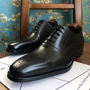 Chaussures en cuir artisanales de style nouveau pour hommes, en cuir de vachette véritable de première qualité, chaussures habillées formelles pour affaires avec motifs gravés. - Product Image 5