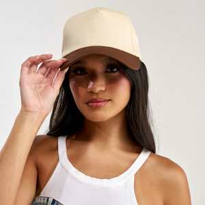 Gorra Trucker Bordada 'I'm Busy' Unisex, 6 Paneles, Ajustable, 100% Algodón, Estilo Urbano, Casual, para Primavera/Verano - Product Image 1