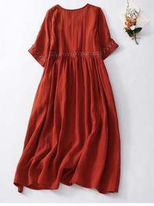 ชุดเดรสไฮเอนด์สำหรับ2025ฤดูร้อนสำหรับสาวอ้วนตัวใหญ่ผ้าฝ้ายปักลายแนวย้อนยุคทรงหลวมความยาวปานกลางขนาดใหญ่ - Product Image 5