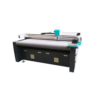 Nieuwe Deign Snijplotter Met Oscillatormes Voor Lederen Tapijt Vloermat