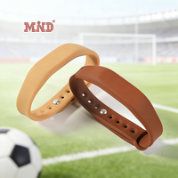 Bracelet NFC personnalisé LF HF UHF en silicone étanche pour événements sportifs de football