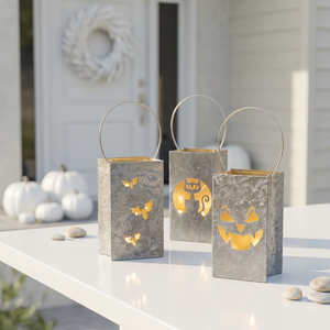 Décorations d'Halloween 2026 : Lanternes porte-bougies en métal en forme de sac avec découpes variées - Product Image 2