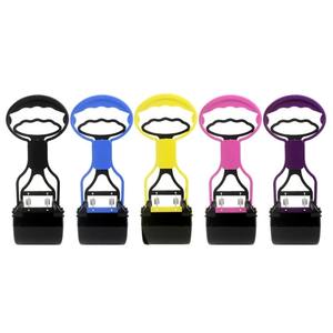 Cuillère à crottes pour animaux <span class=keywords><strong>de</strong></span> compagnie extérieure durable Nettoyage facile Cueilleur <span class=keywords><strong>de</strong></span> crottes pour chiens et chats Sacs à crottes inclus - Product Image 4