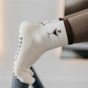 Calcetines <span class=keywords><strong>de</strong></span> Yoga <span class=keywords><strong>de</strong></span> Algodón con Logotipo Personalizado <span class=keywords><strong>de</strong></span> Primera Calidad, Calcetines Deportivos Antideslizantes, Calcetines <span class=keywords><strong>de</strong></span> Pilates con Agarre, Calcetines <span class=keywords><strong>de</strong></span> Alta Calidad - Product Image 6