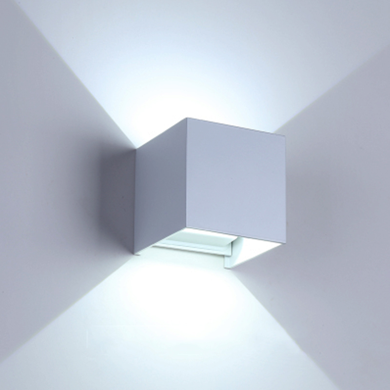 Outdoor IP65 Rated AC Powered Aluminum Garden Wall Lamps 12W LED Light with 90 Degree Beam Angle Modern Fancy Design