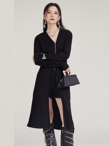 Un <span class=keywords><strong>Cardigan</strong></span> maglione di media lunghezza di Design di nicchia stile pigro da donna <span class=keywords><strong>con</strong></span> scollo A V A maniche lunghe avvolto in maglia A cerniera abito Slim Fit - Product Image 2